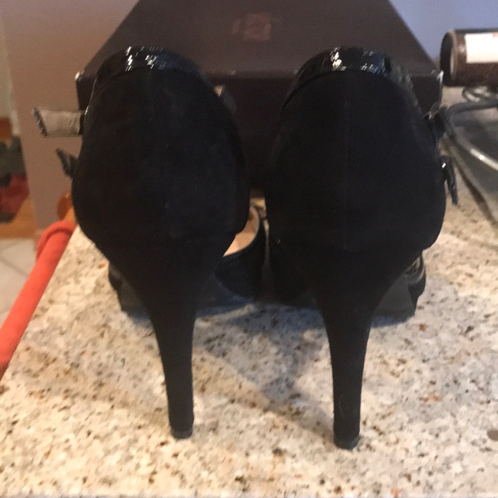Victor Alfaro platform heels. Suede and patent. - Picture 3 of 4